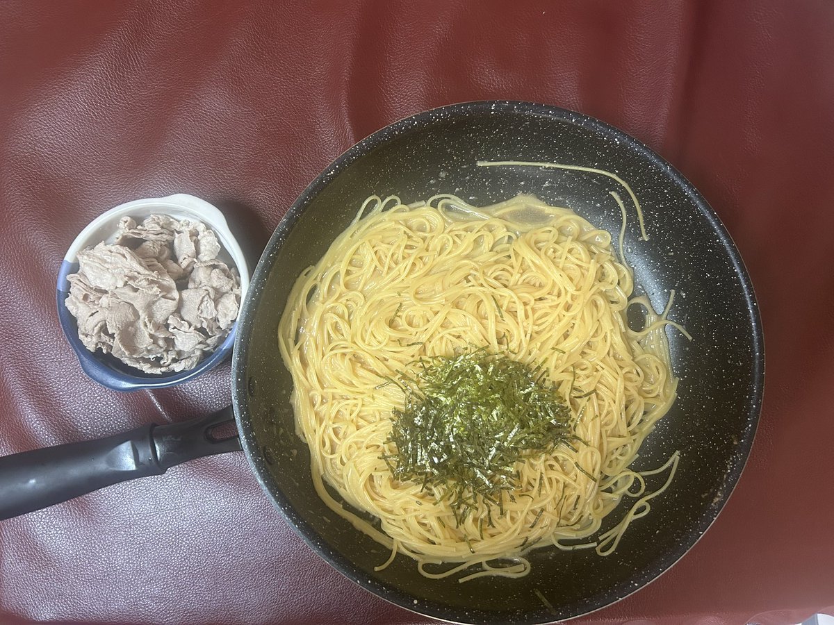 Satake_Azuma's tweet photo. 🐷、🍝 https://t.co/nyceBTypcS