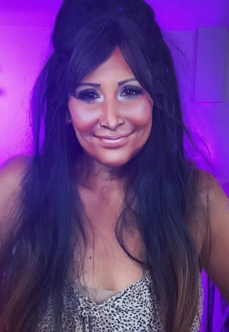 Richochet99's tweet photo. Crabby snooki '09 🤡 https://t.co/3EBOXVMIoT
