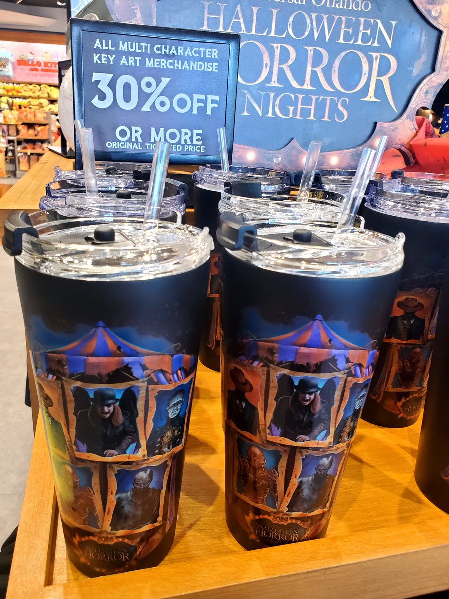 khaleesi_1's tweet photo. 🦇🎃👻🧡💜💕🐻
More sales at HHN!
50% off Stranger Things including Lug Bag! 30% off HamiKuma
#StrangerThings #HamiKuma
🧡🎃🦇💕 #HHN35 #HHN2026 #LilHHNBear #HHN #HHNDeepThoughts https://t.co/D1xD6CYPFs