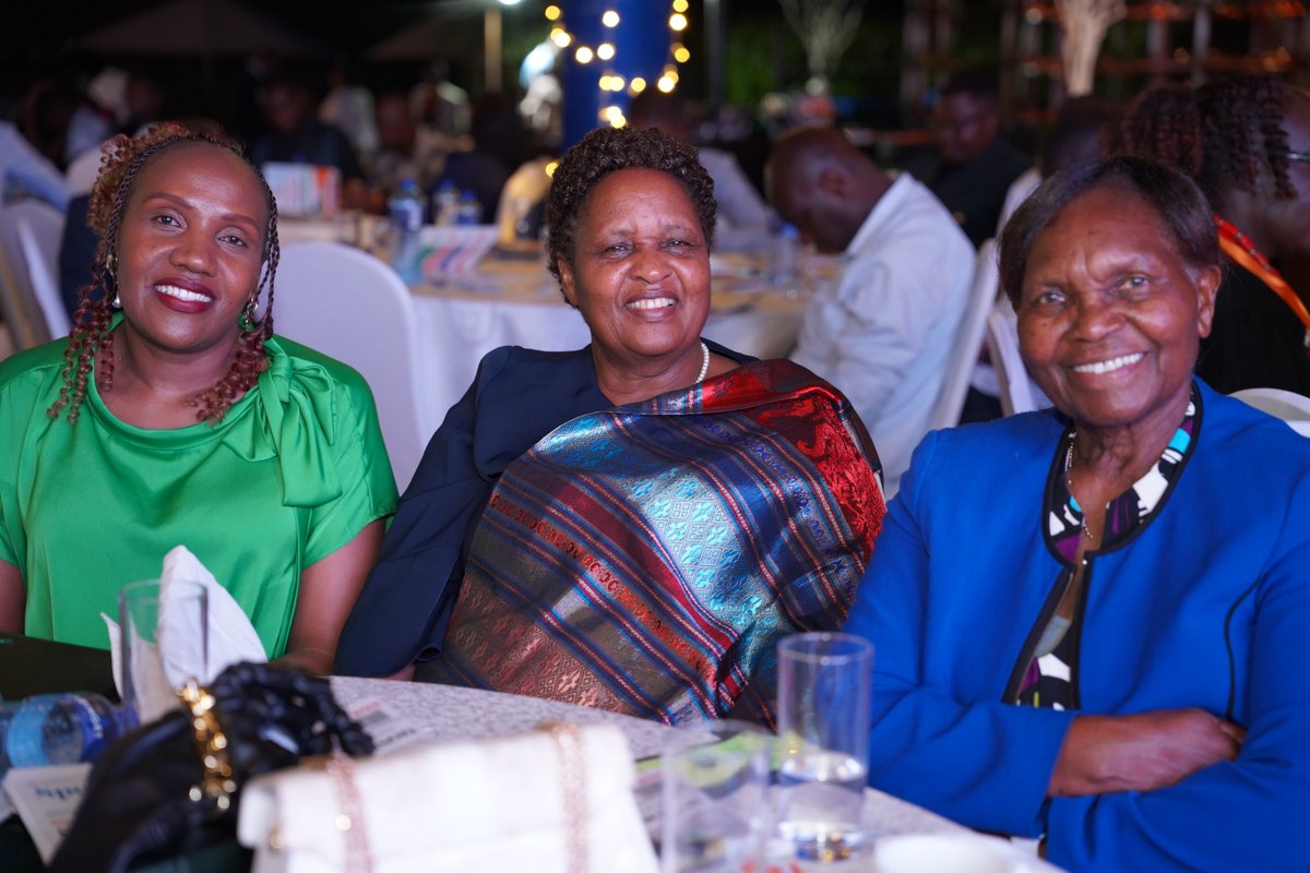 CoopVarsityKE's tweet photo. @DrOparanya, the Cabinet Secretary for the 𝗠𝗶𝗻𝗶𝘀𝘁𝗿𝘆 𝗼𝗳 𝗖𝗼𝗼𝗽𝗲𝗿𝗮𝘁𝗶𝘃𝗲𝘀 𝗮𝗻𝗱 𝗠𝗶𝗰𝗿𝗼, 𝗦𝗺𝗮𝗹𝗹, 𝗮𝗻𝗱 𝗠𝗲𝗱𝗶𝘂𝗺 𝗘𝗻𝘁𝗲𝗿𝗽𝗿𝗶𝘀𝗲𝘀 (𝗠𝗦𝗠𝗘𝘀) 𝗗𝗲𝘃𝗲𝗹𝗼𝗽𝗺𝗲𝗻𝘁 and our Chief Guestat the 10th Charter Award Anniversary Celebrations expressed that @CoopVarsityKE is celebrated as a strategic national institution shaping the future of Kenya’s co-operative movement. In his official address, Hon. Oparanya highlighted the Government's deliberate efforts to support the University in expanding partnerships and a digital short-course and certification platform, which can extend professional development to co-operatives nationwide. #CUKat10