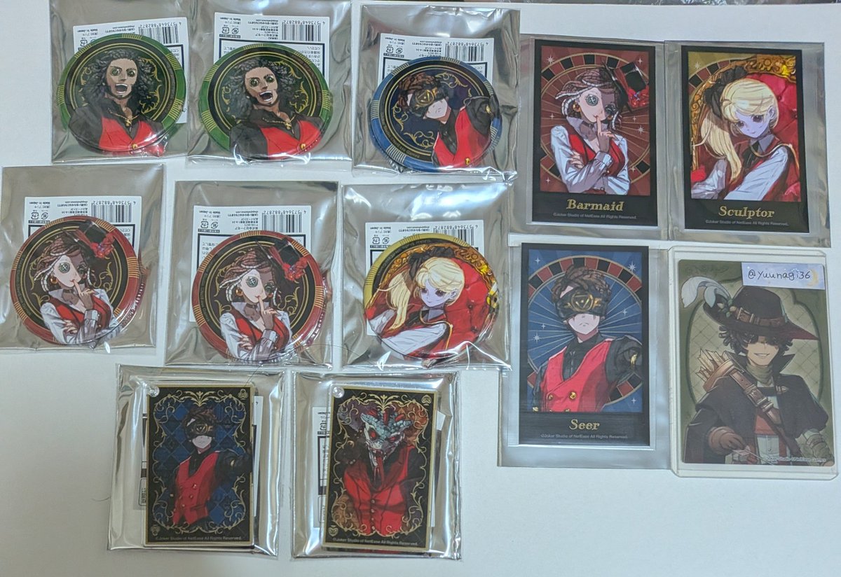 yuunagi36's tweet photo. 【交換·譲渡】　第五人格　ビックカメラ　缶バッジ　アクキー　フォト風カード　特典

譲∶缶バッジ‥❀占い師·オフェンス2·バーメイド2·彫刻師
アクキー‥❀占い師·魔トカゲ
カード‥❀占い師·バーメイド·彫刻師
特典‥オフェンス·彫刻師

求∶探鉱者

→ https://t.co/RqscNgfPU8