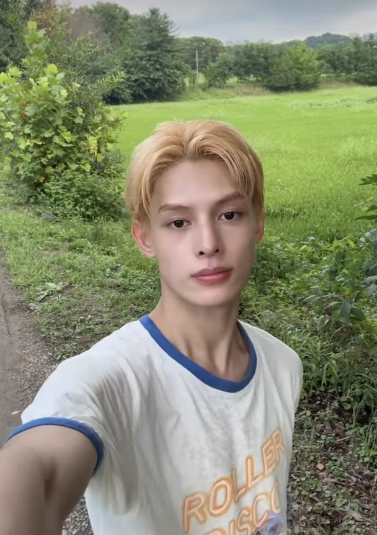 cortistype03's tweet photo. 𝑩𝒍𝒐𝒏𝒅𝒆 𝒔𝒖𝒏𝒔𝒉𝒊𝒏𝒆☀️💛

#James #제임스 https://t.co/OdWlTn5uaz