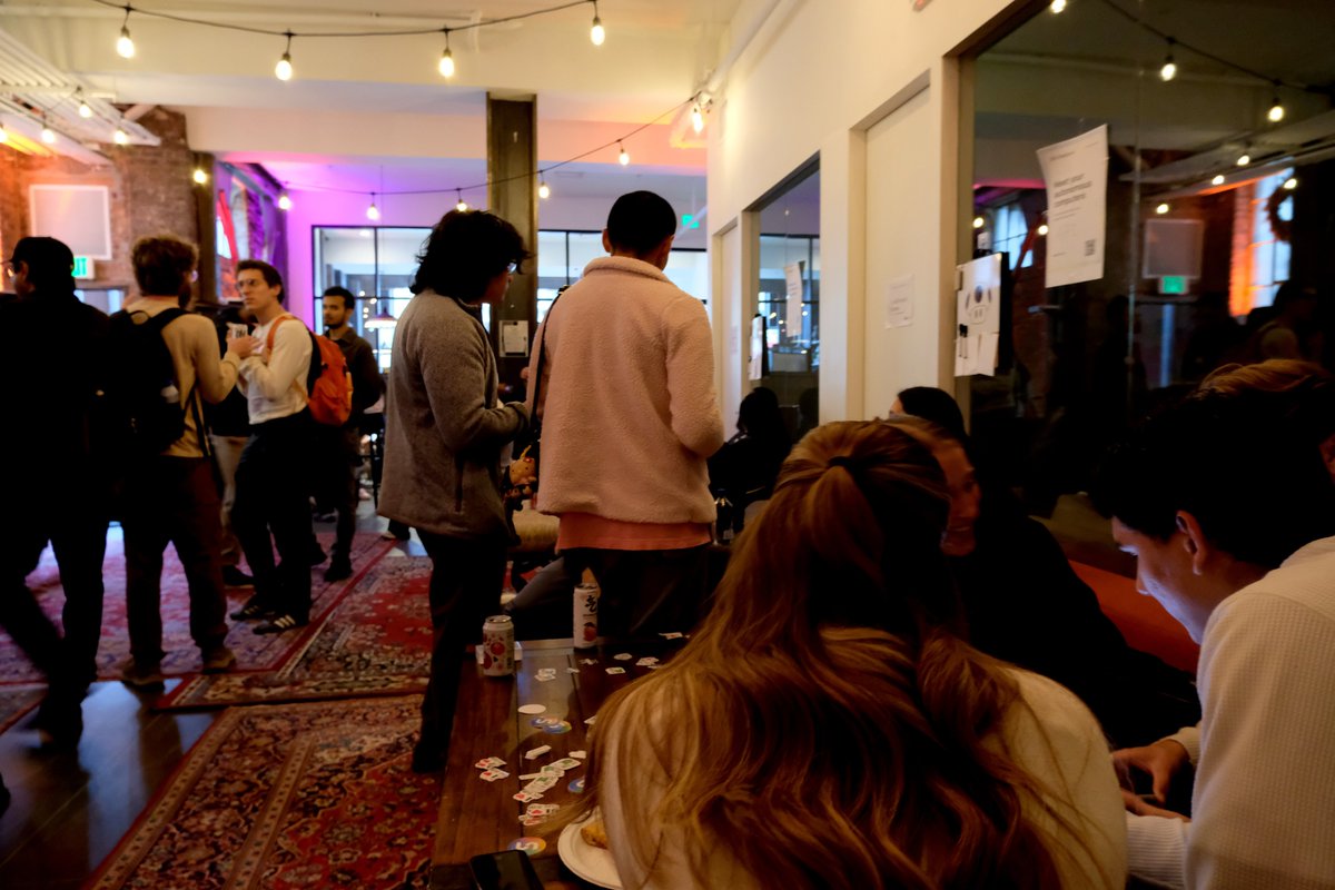 SimularAI's tweet photo. "San Francisco is a city to celebrate human creativity, a place for people to connect with everyone." - @angli_ai  

This is what we managed to do tonight. Inside the historical 1932 building of The Fold, people from all walks of life - from writers, musicians, artists, engineers, researchers, students, to professors - gathered to talk about the intersection of humanity and AI. 

As one guest said, "this is the most diverse group" they've seen in the city.
