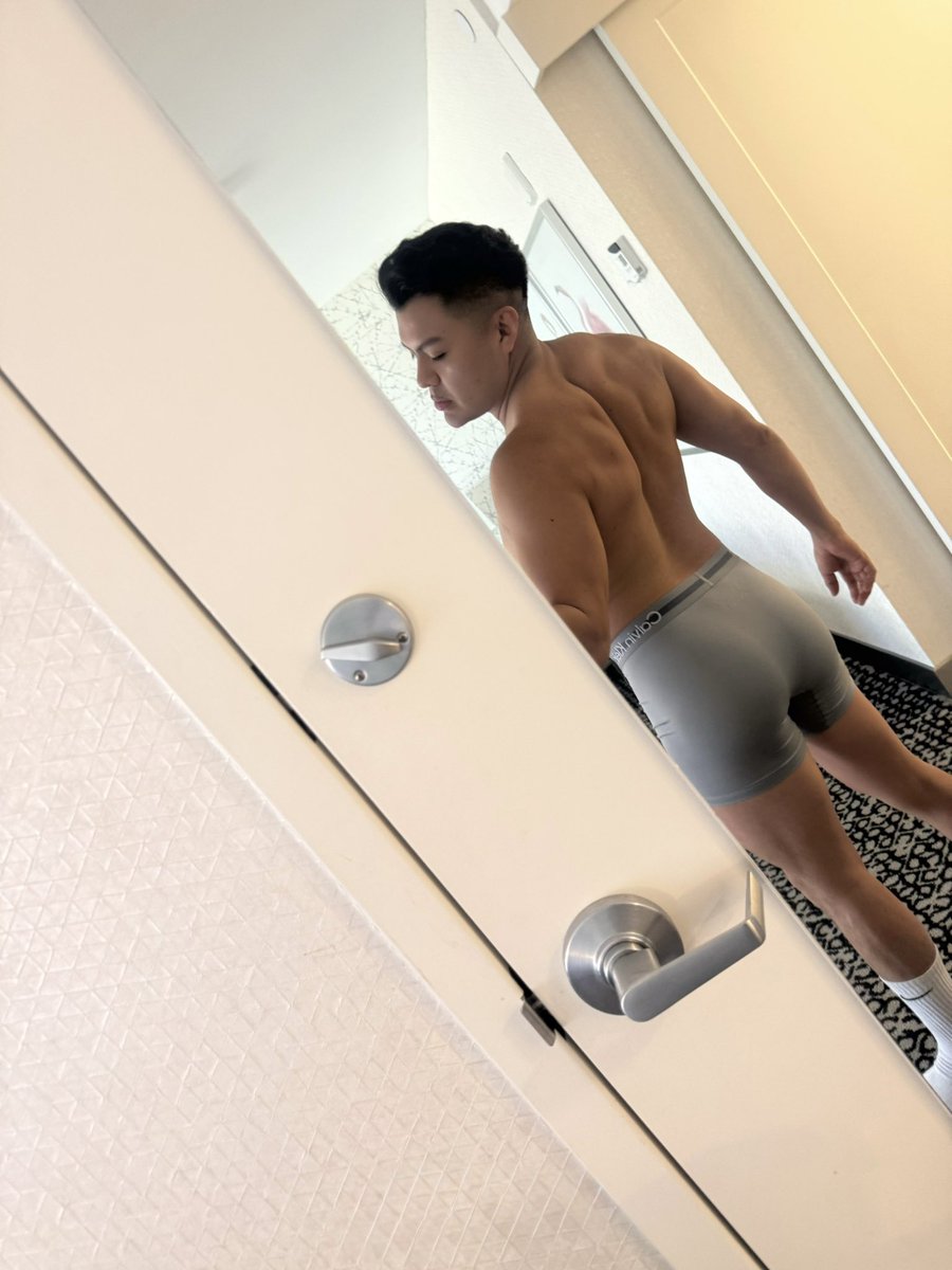 GUIKME's tweet photo. 🤫 https://t.co/zvIL6zkSqU