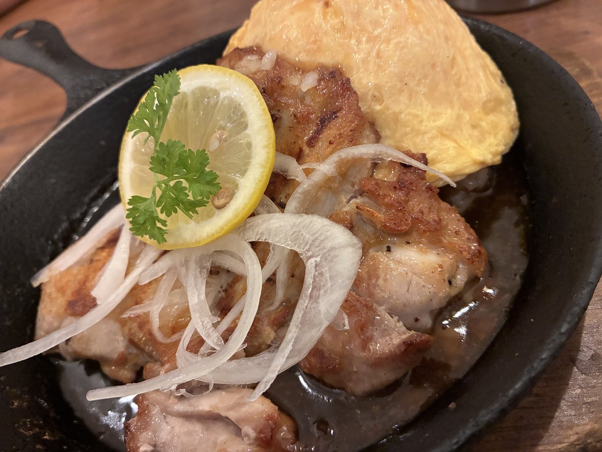 gaming0201's tweet photo. レモンチキンステーキとオムライス
美味かったなぁ https://t.co/7LuKd41lmV