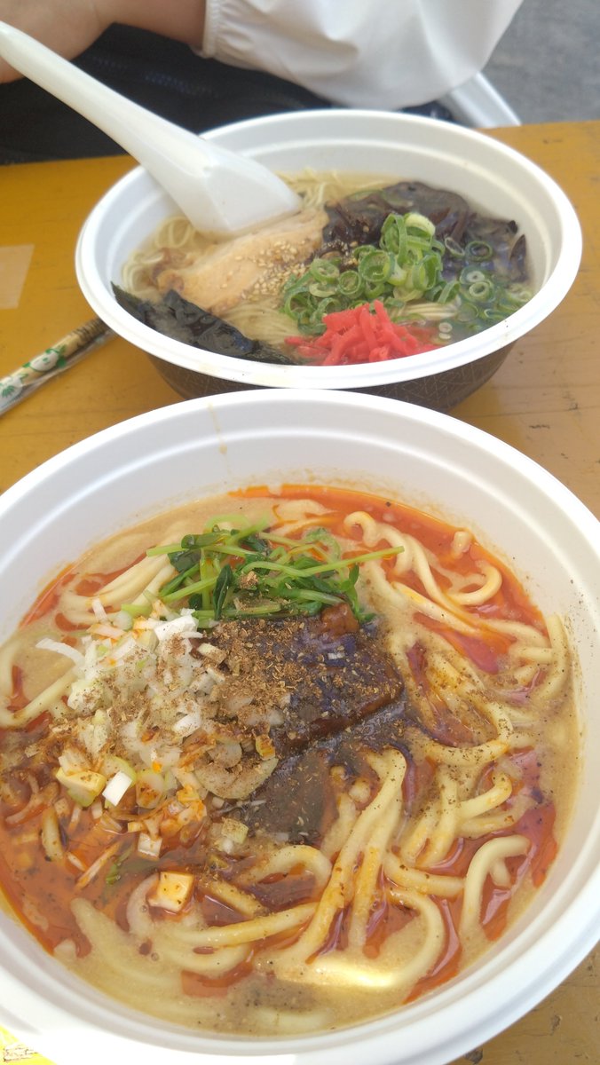 jin20190921's tweet photo. 松戸ラーメンフェス行ってきたよ🏃
朝イチで行ったけど、既に200人ぐらいいたー💦 https://t.co/45uHuxNh2G