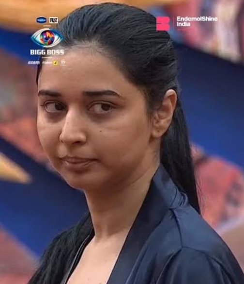 RAHUL_0s's tweet photo. Legend Ka Yah Koye Copy Nahi Kr Sakta 🥰 

#QaziTouqeer #BiggBoss20 https://t.co/isH6MnnYyi