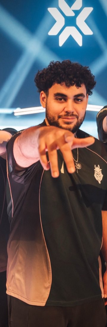 G2esportsJP's tweet photo. 不可能だと言うなら、目を逸らさずに見ていろ。
If you think it's impossible, watch us. https://t.co/gpKVWOo1C0