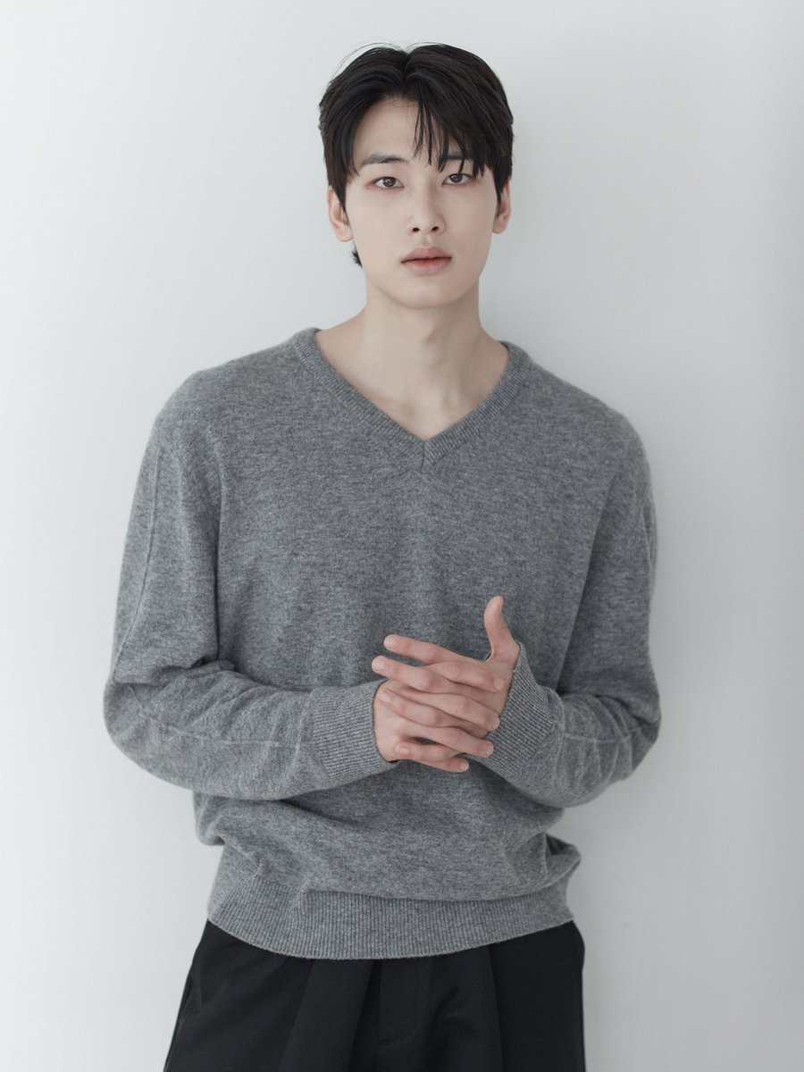 perfffumelima's tweet photo. 소년주의 김정하 본체 프로필사진 개야르한데 보실 분
05년생이라고 함..리얼로 엊그제 고등학교 졸업하셨잖아… 
앞으론 할미가 말을 좀 조심할게요 청년.. https://t.co/mZwZg7ImiO