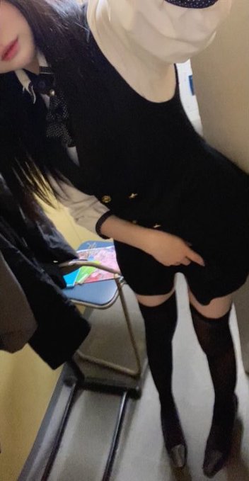 ceeyang1's tweet photo. 今まででいちばん可愛かった労働着 
#自撮り界隈 https://t.co/duPY2r9WRg