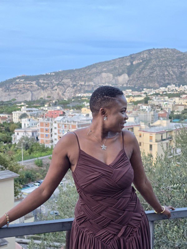 oghenoke2's tweet photo. @AUNTYMUSE_ @larmmy #LarmmyBurthday2026
#Happybirthdaylarmmy
HBD to chealse God mother. God bless her new age. Congratulations to her https://t.co/b1VHwmUCz0