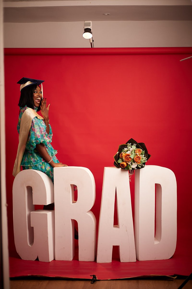Darayapsalot's tweet photo. Bagged a degree at 20! 🎓

BSc Biochemistry. https://t.co/jwGBP66oPq
