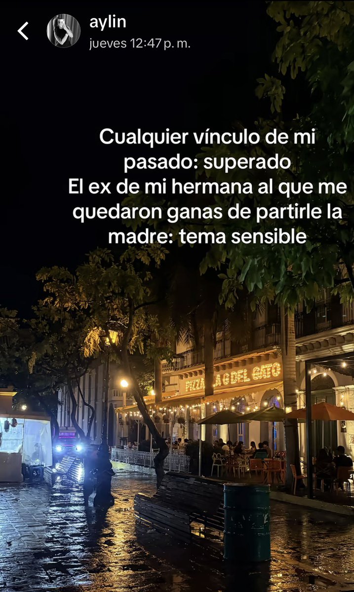 Ari_gh_06's tweet photo. Los tt que le mando a mi hermana vs los que ella me manda. https://t.co/IyIeYHz5aP