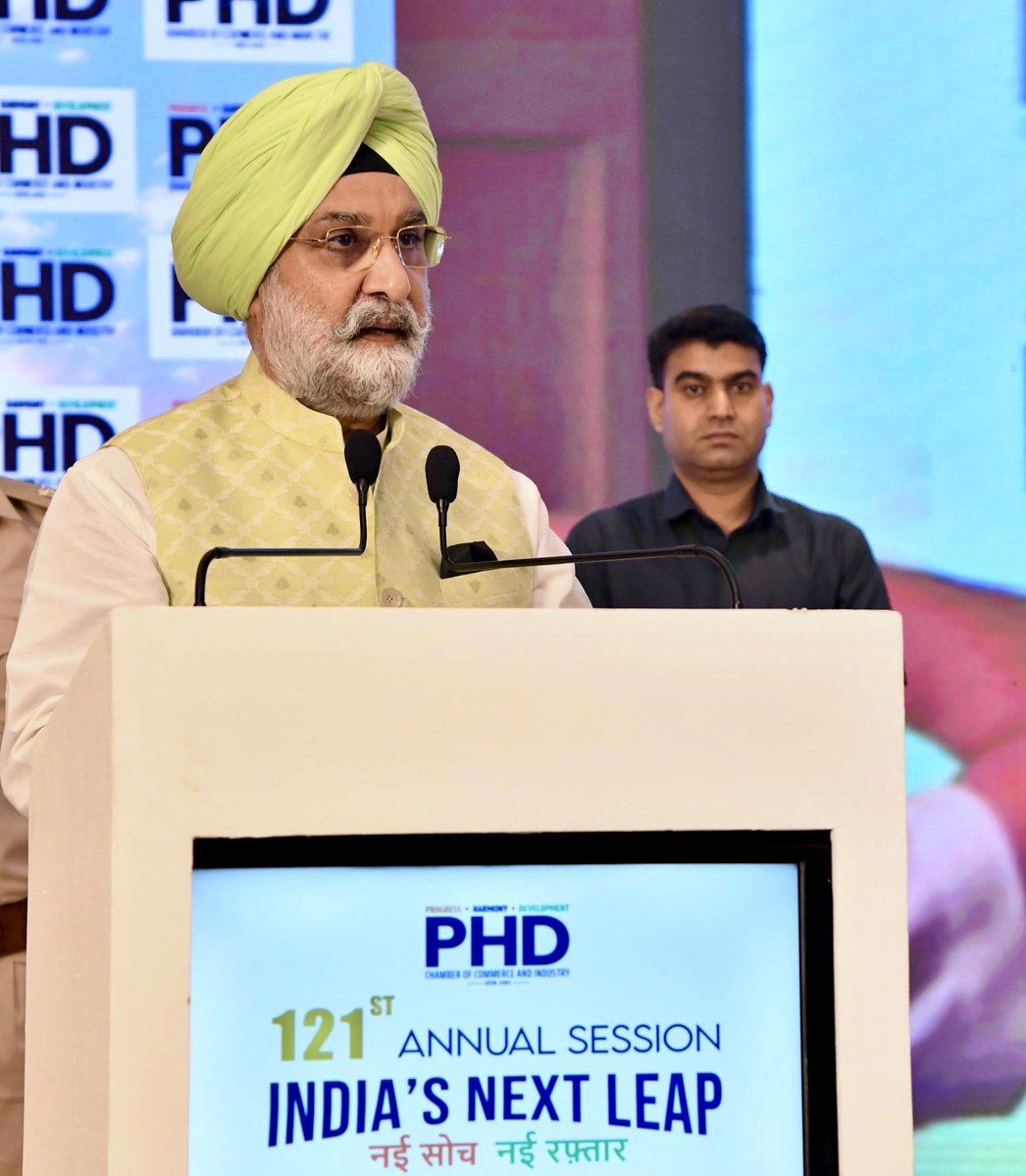 LtGovDelhi's tweet photo. Addressed the 121st Annual Session of PHD Chamber of Commerce and Industry today, marking a milestone in India’s enterprise journey.

Under PM Shri @narendramodi Ji’s leadership, India has advanced steadily on Ease of Doing Business. The next imperative is Ease of Scaling, Ease of Innovating and Ease of Building - to create jobs, unlock enterprise and accelerate growth.

Delhi can lead by connecting large industries, MSMEs and start-ups in a dynamic, globally connected ecosystem.

Quality, innovation and value creation will define competitiveness. A friction-free, future-ready Delhi can be a powerful engine of #ViksitBharat.