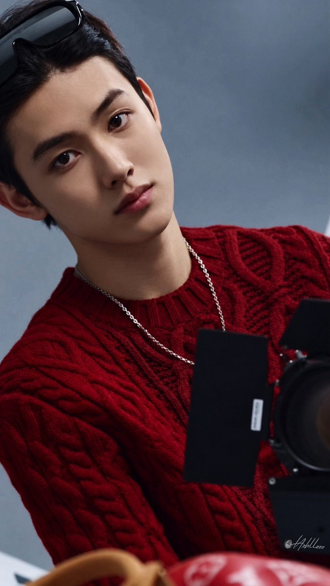 aloemruto's tweet photo. SEONGHYEON has that rare EOMFLUENCE that commands attention; EOMPHORIA rises instantly, and EOMLUXE feels effortless around his presence.

SEONGHYEON MEETS LOUISVUITTON

#SEONGHYEONxLV 
#SEONGHYEON #성현 
@cortis_bighit @LouisVuitton https://t.co/B7joMEPdzH