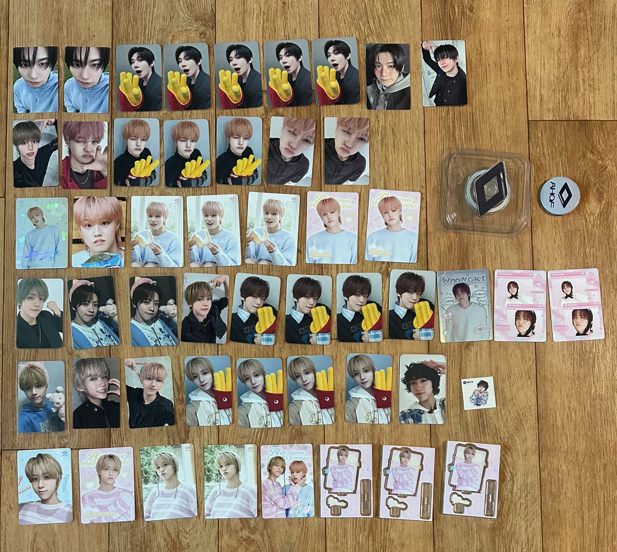 wtsellticket's tweet photo. AHOF 아홉 포카 포토카드 양도

Korea account &amp; PAYAL OK 
KOREA BASED, WW FRIENDLY

AHOF 아홉 스티븐 서정우 차웅기 장슈아이보 박한 제이엘 박주원 즈언 다이스케 포토카드 앨포 유닛포카 특전 미공포 런투유 쇼룸 https://t.co/AFZWztUkWp