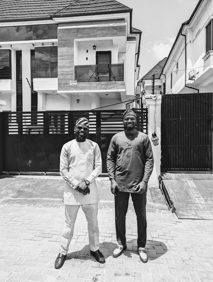durojaiyeadeba3's tweet photo. If you're interested in a free course in data analytics, with a certificate upon completion, check https://t.co/ml7bDwrELf

More importantly, I'll mentor only the first 50 people only.

It's another weekend. 
Thankful for growth https://t.co/6SfPxXhCOd