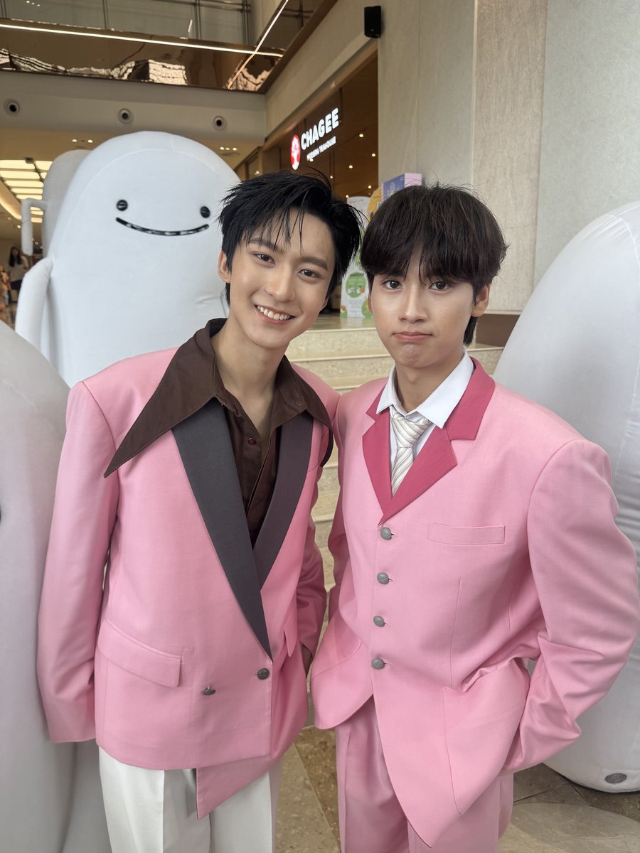 Central_Bangna's tweet photo. มาเทอร์จ๋าาา เซ็นทรัล บางนา มีเตงเบ๊บแล้ววค่า💗🙌🏻

#CentralBangnaxRyujinPatji
#CentralBangnaxOhae
#NewCentralBangna
#CentralPattana 
#CentralBangna https://t.co/f0mcTKpnkI