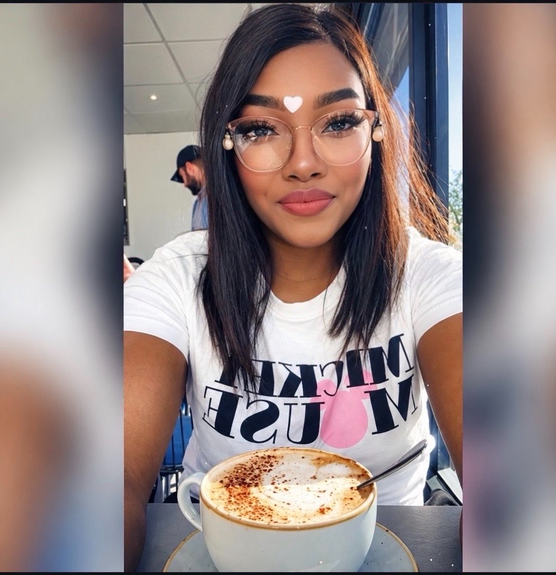 bimpiemadoks's tweet photo. Oh my goodness, love y’all to bits😍 I was partially inactive yesterday & Lord, u need to see my DM🤭✨🤍it seemed more like I had disappeared from space😅whilst being present!😓Work got me the whole time guyz🫶🏽It meant a lot to see how much I’ve grown on you all😍 Thanks a lot!🤍🫶🏽🤍🫶🏽
—————————🤍—————————
A well deserved cup of Cappuccino coffee☕️this early morning to start my day🌟it was too hectic yesterday, but it’s a fresh day now✨we keep it moving, unwind & restart a super duper pumped Saturday✨honestly, I still feel sleepy🥱😅🫶🏽🤩but I gat dis💪🏽let’s go lovelies💃🏼🤍💃🏼🤍Cheerio!!✨⭐✨