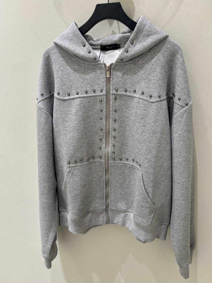 MAGICCINQ's tweet photo. [ MAGIC CINQ COLLECTIONS ]

Ball Studs Zip-up Hoodie
Price : ¥14,080- (including tax)
Size : M,L

詳細はこちら↓
 https://t.co/CMVnNoYsv1 https://t.co/VpTcBXss9O