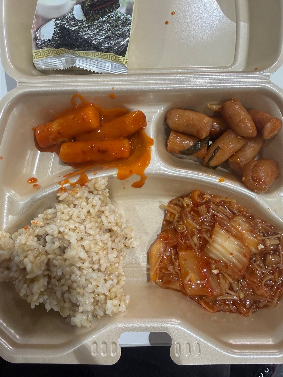eaturn_'s tweet photo. 우리학교 급식보다 부실함 https://t.co/F8kL6Lu8p6