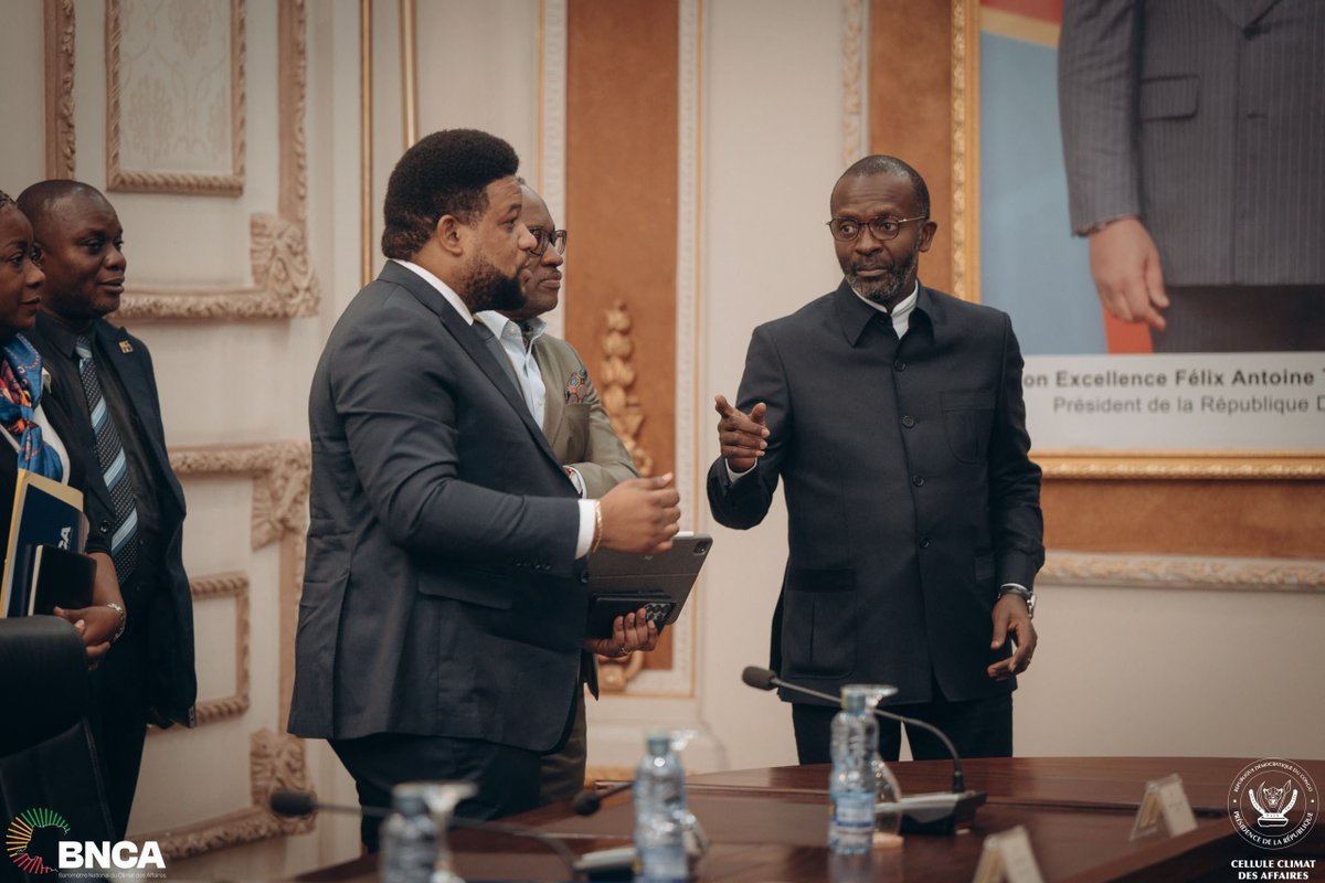 NtumbaHerv2's tweet photo. Kinshasa : lancement de la deuxième édition du Baromètre national du climat des affaires https://t.co/kKFK3AbD7a https://t.co/sdyzz4RXPS