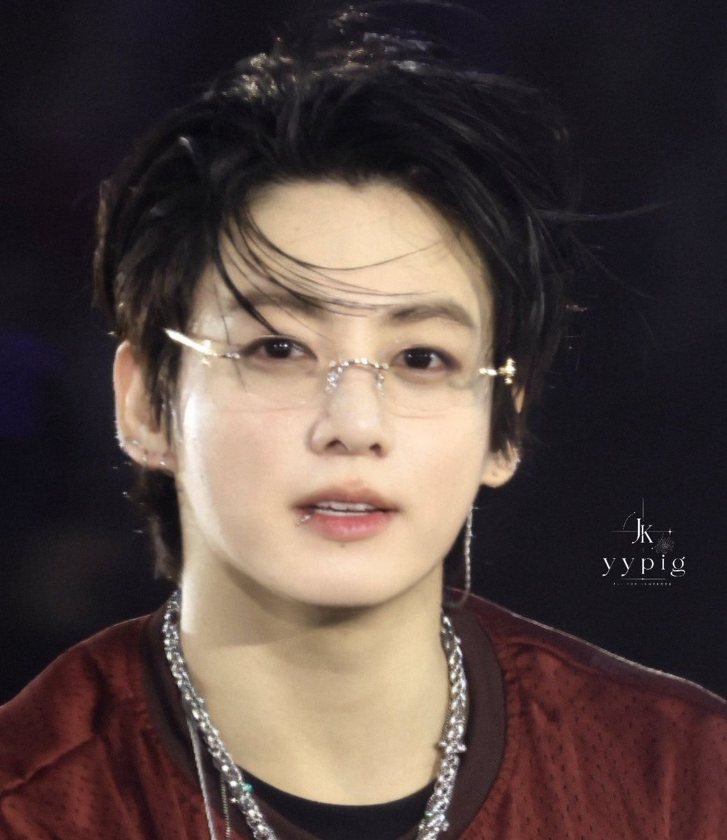 guguloved's tweet photo. he’s too pretty to be real oh my goodness... https://t.co/xbx2c7AqJs