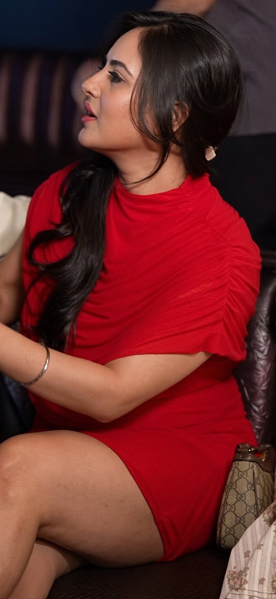 akashvibes's tweet photo. Happy Weekend Fam 😊 
Easily the Prettiest Face of Indian Television 📺 
Ravishing in Red ✨ 
#PujaBanerjee ♥️ https://t.co/atwMyY1QfR
