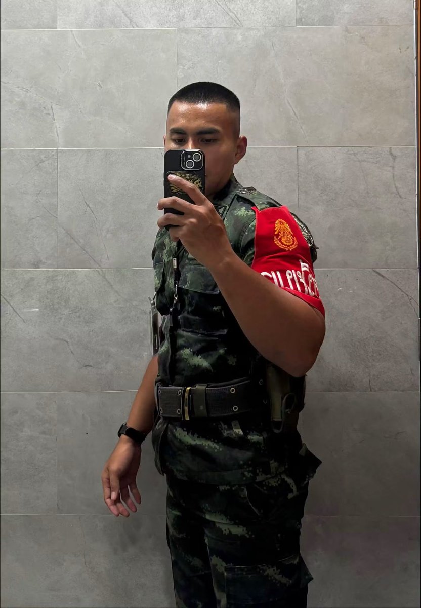 TheManShow4's tweet photo. หึ้มมมมมมมมม https://t.co/45x9xTBYNh