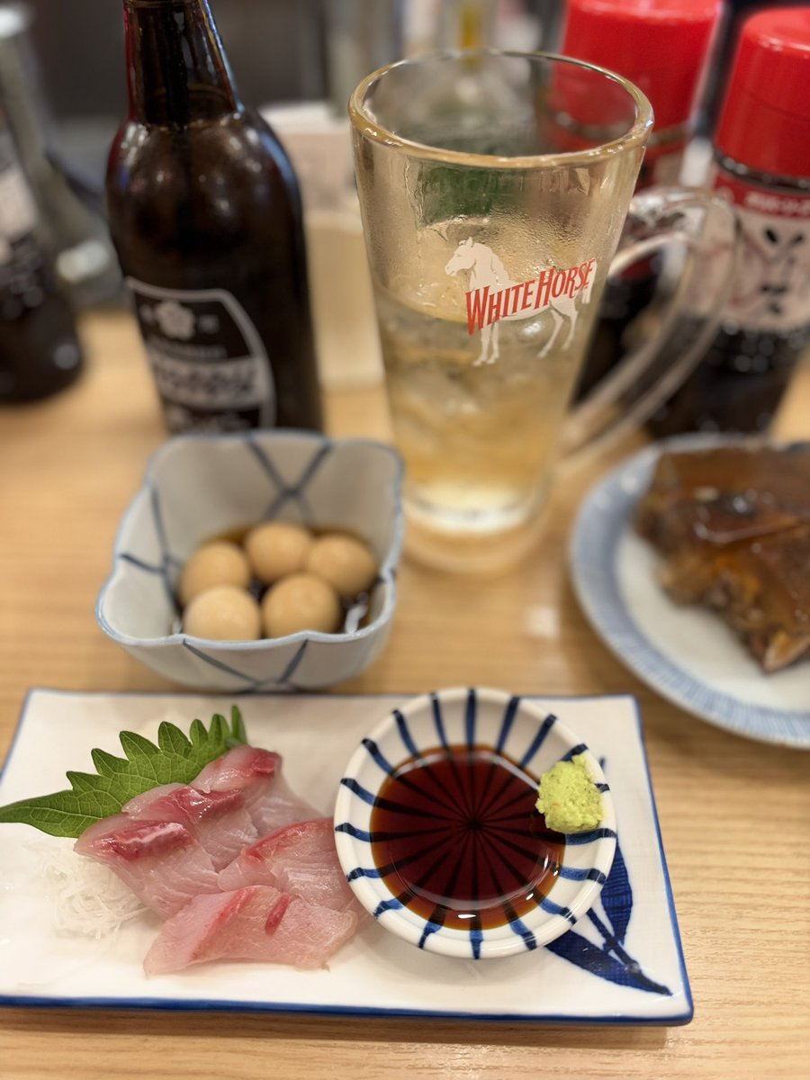enamy's tweet photo. 🐈‍⬛さん、午前中指定にしていてもいつも昼過ぎに届けてくれるんだよね https://t.co/eqUudGfXur