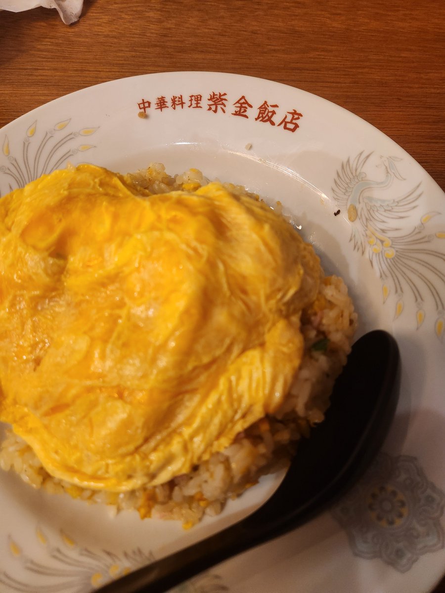 Taru_san's tweet photo. 今日は渋谷でフラカン

の前にスペアザとコラボしたことで個人的にお馴染みの紫金飯店でお昼して来た。 https://t.co/upP6R5Wpew