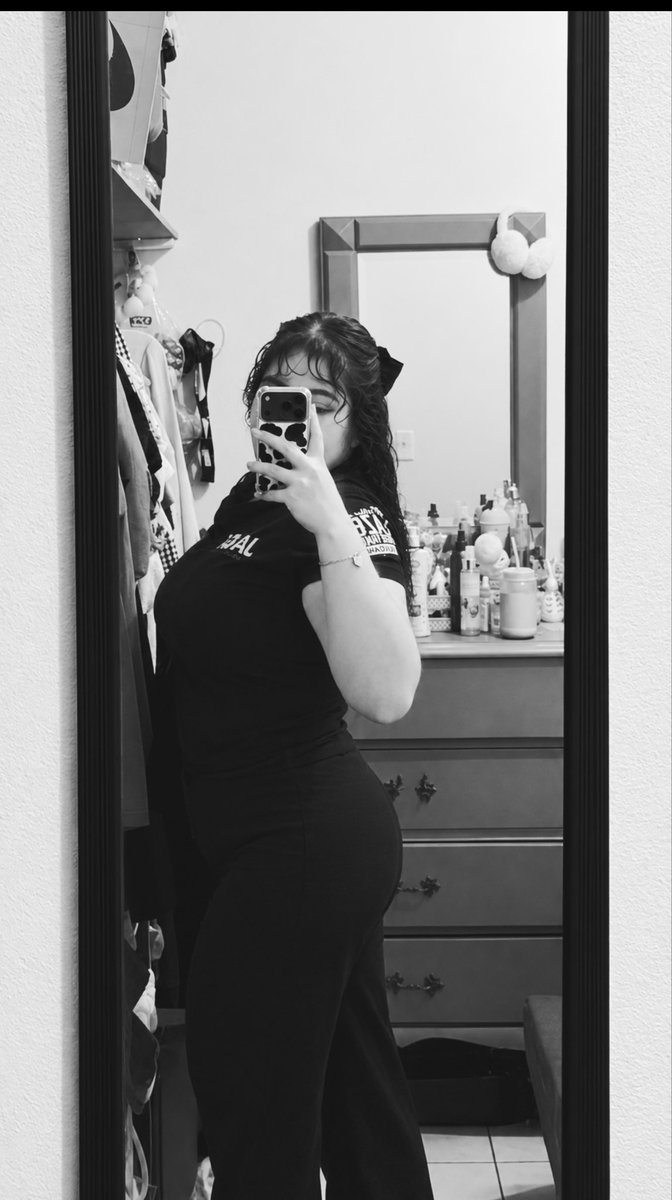 Its_MellllM's tweet photo. 🖤➰ https://t.co/M9Ya0TFTjY