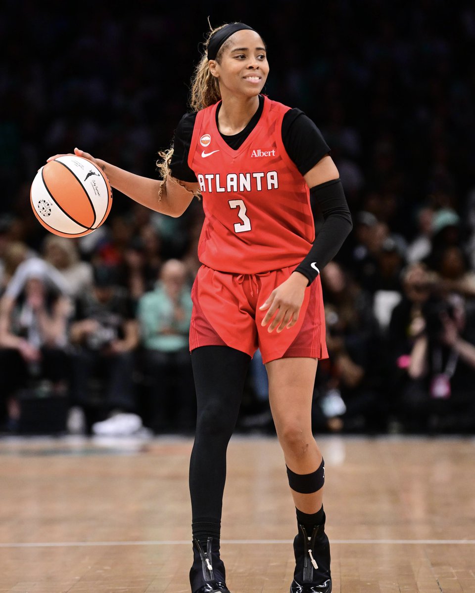 WNBA's tweet photo. Jordin Canada. The end. https://t.co/EasrjFE9Gr