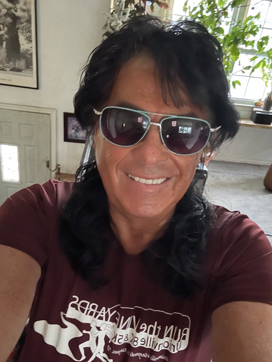 ToneAntone9's tweet photo. Good morning everybody this is the Tone Antone TV show. Wow I’d love to do a reality TV show that might not be the answer, but if I thought al Phenomenal weekend, thank you Almighty God, my father Tone Antone number one https://t.co/CYJkBnEyWE