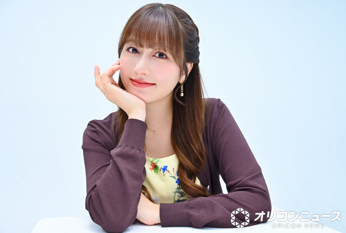 oricon's tweet photo. ももクロ・佐々木彩夏
📖1st写真集『ぺろり』発売🎉
⠀
✍インタビュー前編
https://t.co/pCKLlxPglK
⠀
✍インタビュー後編
https://t.co/rVsPAJnEmU
⠀
写真集の制作秘話や
18年間の活動振り返りなど https://t.co/2EWrjREHN2
