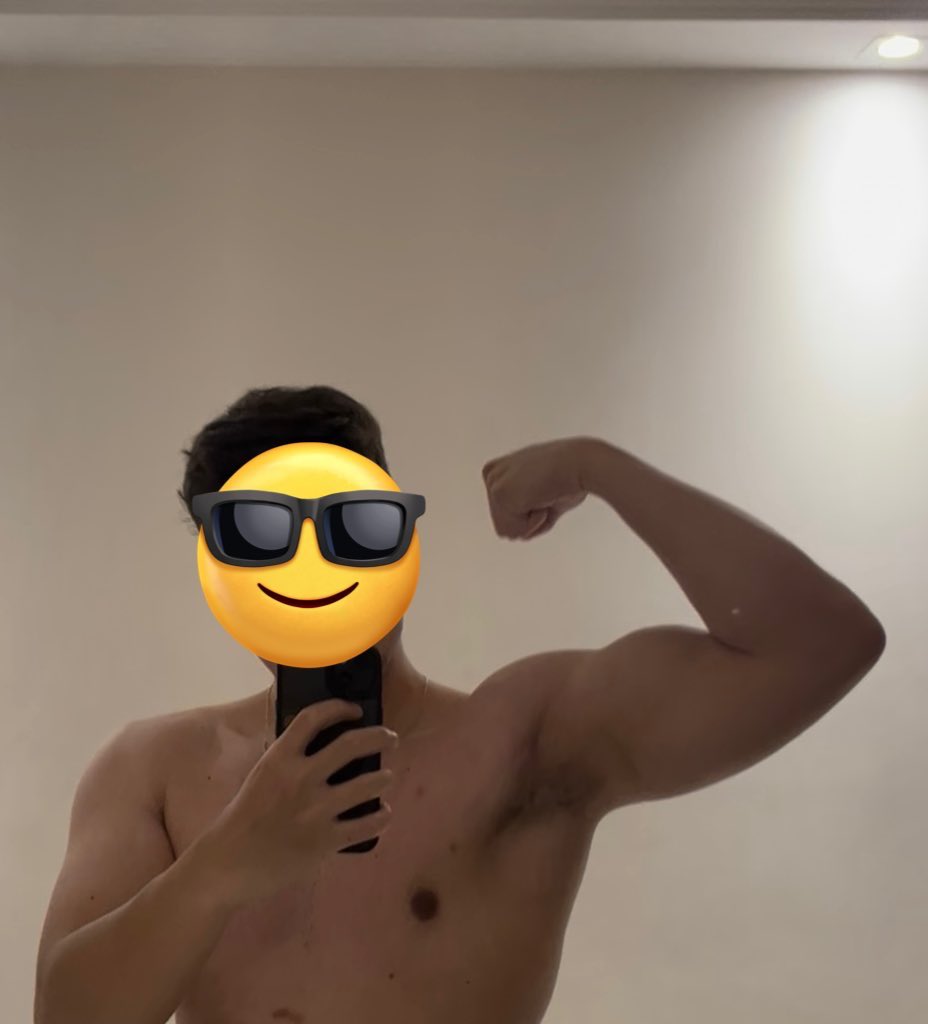Rf1597's tweet photo. Quer deitar num bíceps? 💪 

#PINTOSAWARDSㅤㅤ 
#PINTOAWARDSㅤㅤ 
#PINTOAWARDㅤㅤㅤ 
#XOTAAWARDSㅤ 
#BUNDAAWARDSㅤ https://t.co/mB56WPD2A4