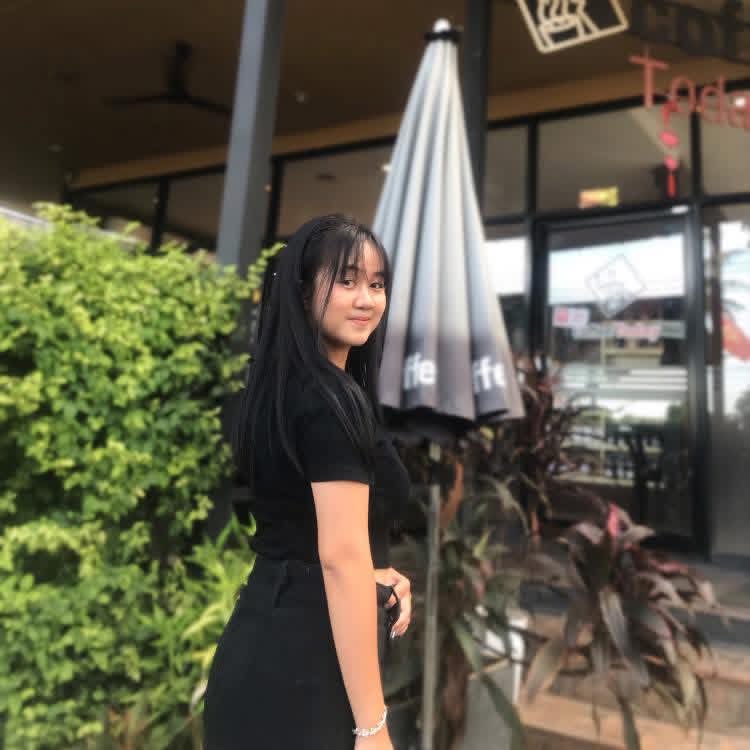 Namphing77's tweet photo. ສະໄຫມ້ຮຽນມຊ https://t.co/xZnYDpaX1h