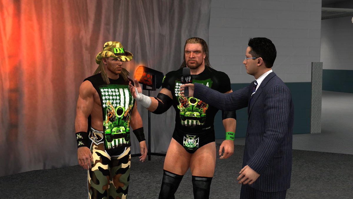 elzeeeta's tweet photo. Lo bien que me lo ando pasando creando storylines en #SvR2011 https://t.co/6LkHiuwyEI