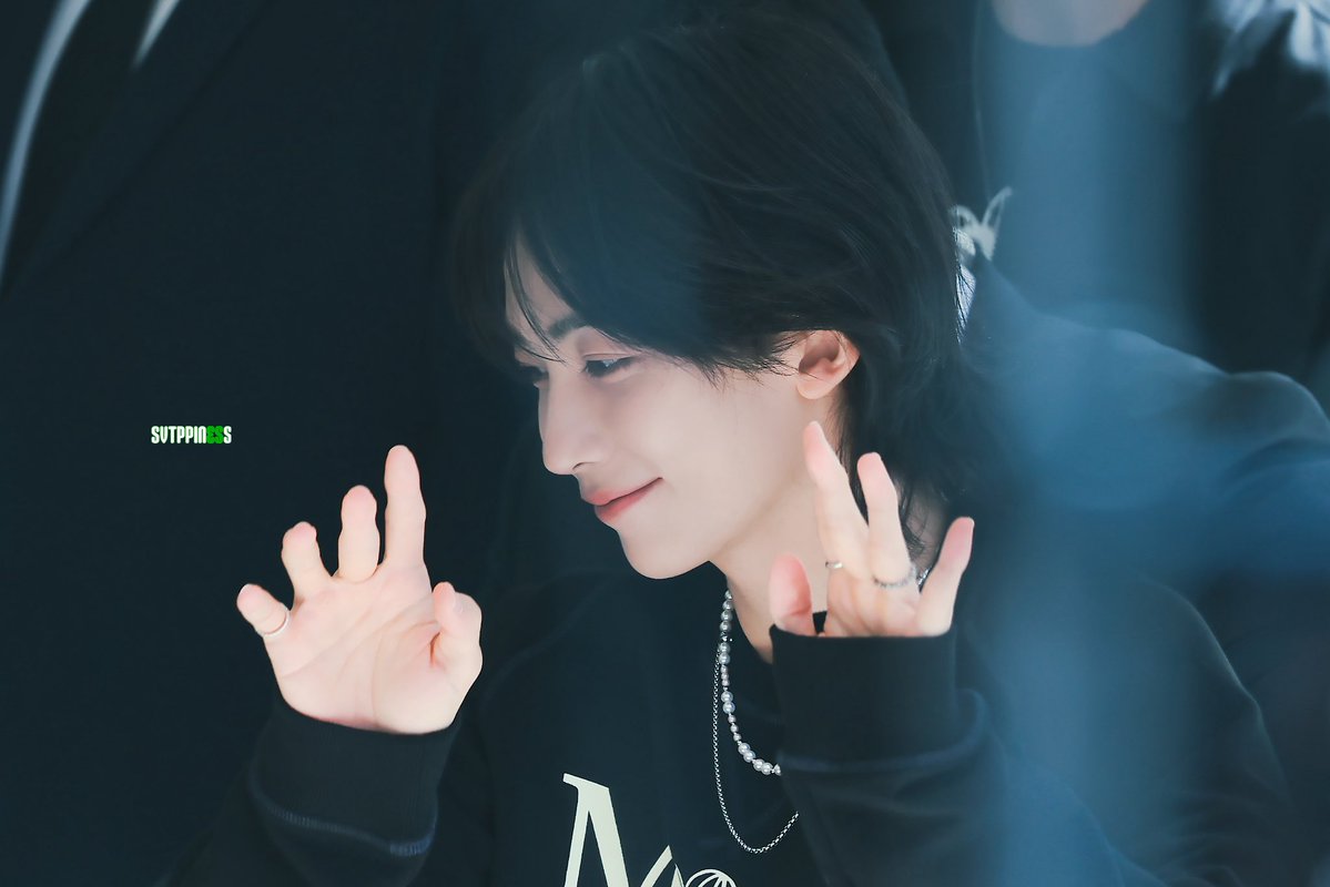 Svtppiness's tweet photo. 261008 정한 마르디 메르크디 행사

#세븐틴 #seventeen
#윤정한 #yoonjeonghan #ユン·ジョンハン 
#정한 #jeonghan #ジョンハン 
#마르디메르크디 #MARDIMERCREDI https://t.co/YdZdD2hWyH
