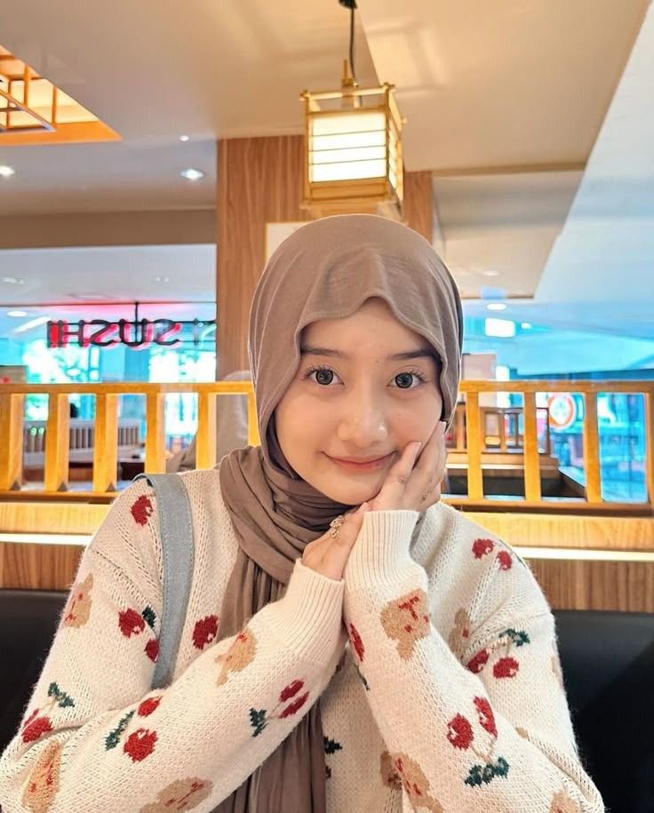 ArunaDinaaa's tweet photo. Kebijaksanaan datang dari kesalahan yang dipahami 😘 https://t.co/heN4CY1Pio