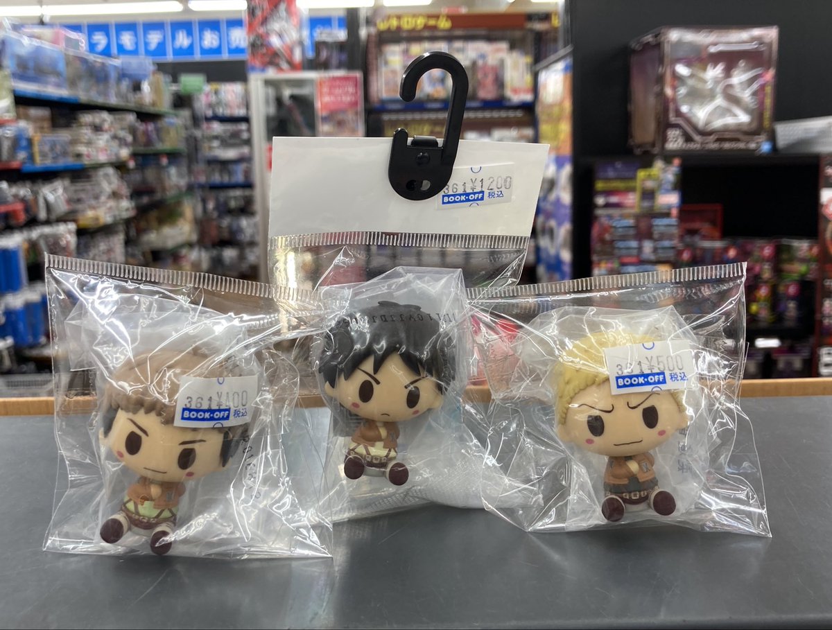 BOPmaebaruhobby's tweet photo. エレンやアニ、コニーなど進撃の巨人のちょこのっこフィギュアを多数お売りいただきました✨ありがとうございます‼️お探しの方はぜひブックオフプラス福岡糸島店へご来店ください！
#進撃の巨人 https://t.co/Cn5XGiQj2x