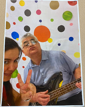 PeteWriting's tweet photo. #Writer #Poetry #WritingCommmunity #Scribblings
Today's clickety clicks😉
1. Borders
Poetry.
There was this music room, see - and we're doing black borders, when... #Beatles #RedLP #LoveMeDo #YellowSubmarine
https://t.co/8iCqOdVPqC https://t.co/Yo00LhuOVn