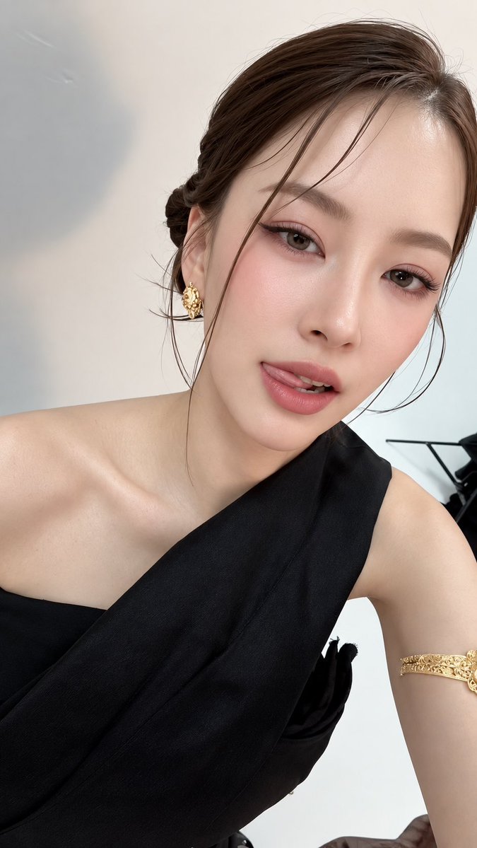KAMIBBLINK's tweet photo. เห้ออ  หน้าตาดีอะไรขนาดนี้ ไม่อยากเป็นแม่ค่ะ 😖 https://t.co/9riQqnZRwl