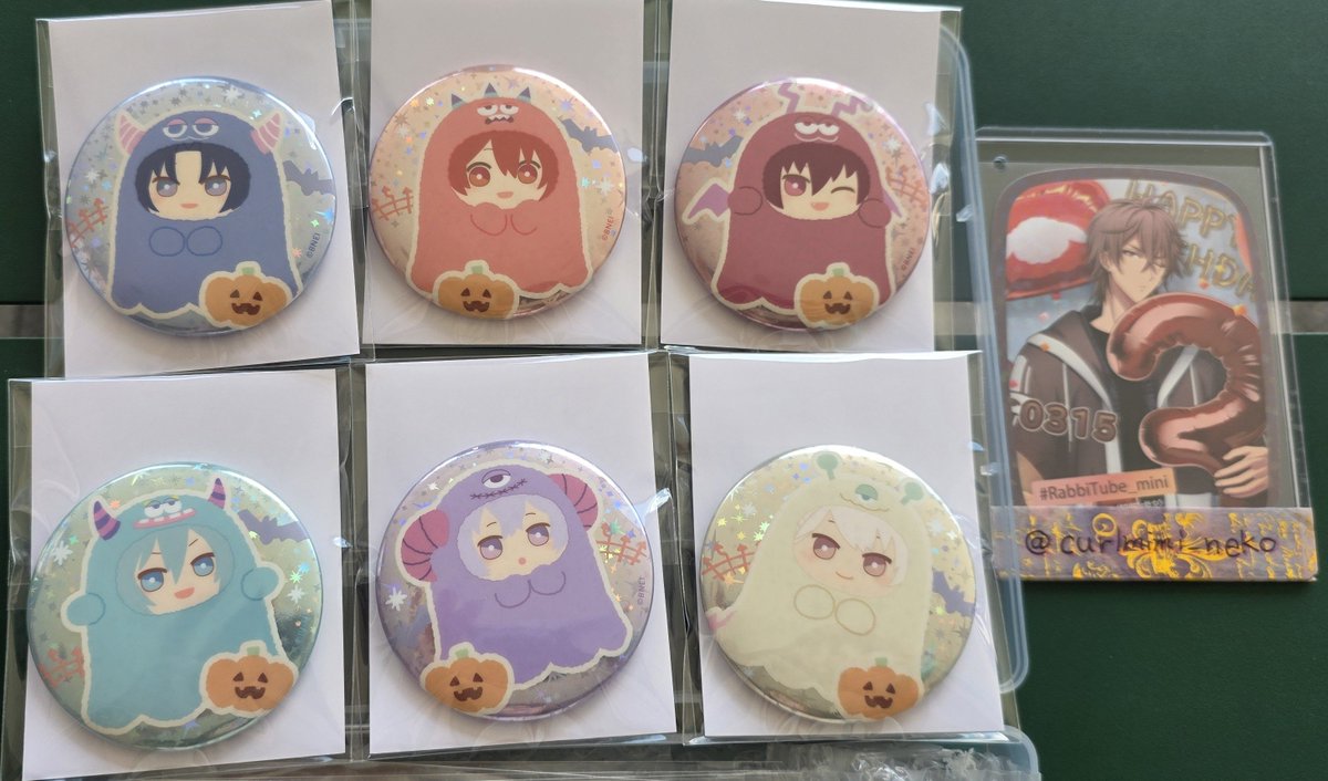 curlmimi_neko's tweet photo. 【交換】アイナナ モフハロSTORE 缶バッジ 特典ダイカットステッカー

譲》
缶バッジ/一織 環 壮五 陸 トウマ 巳波
ステッカー/環 ナギ2 トウマ

求》
虎於 龍　(同種)

本日10/10 ソラマチ(14:30頃まで)、夜〜池袋にて手渡しでの交換のみ

検索からお気軽にお声がけ下さい https://t.co/swVj7pbaqL