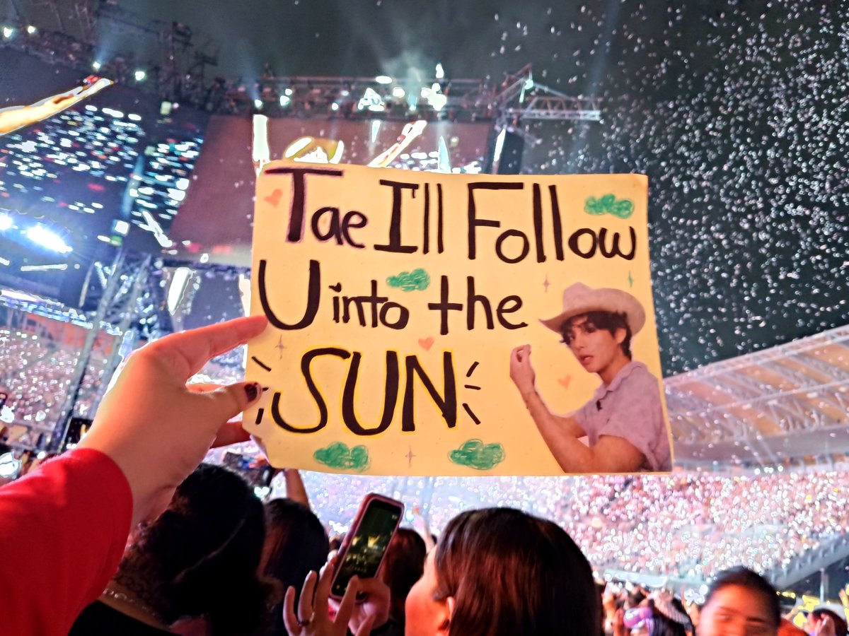 iminl0vewithTHV's tweet photo. Siempre siempre siempre estaré para mi Taehyung ❣️ él nació para ser amado ‹33333 https://t.co/URodgLxx3s