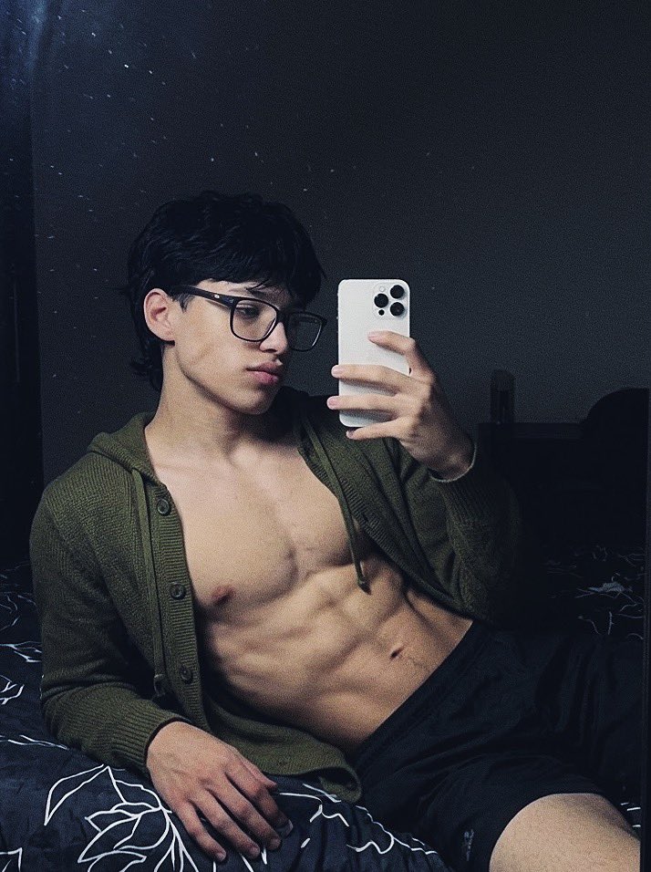 mateocrr_'s tweet photo. ig: mateocrr__ https://t.co/X6E6iPPxXa