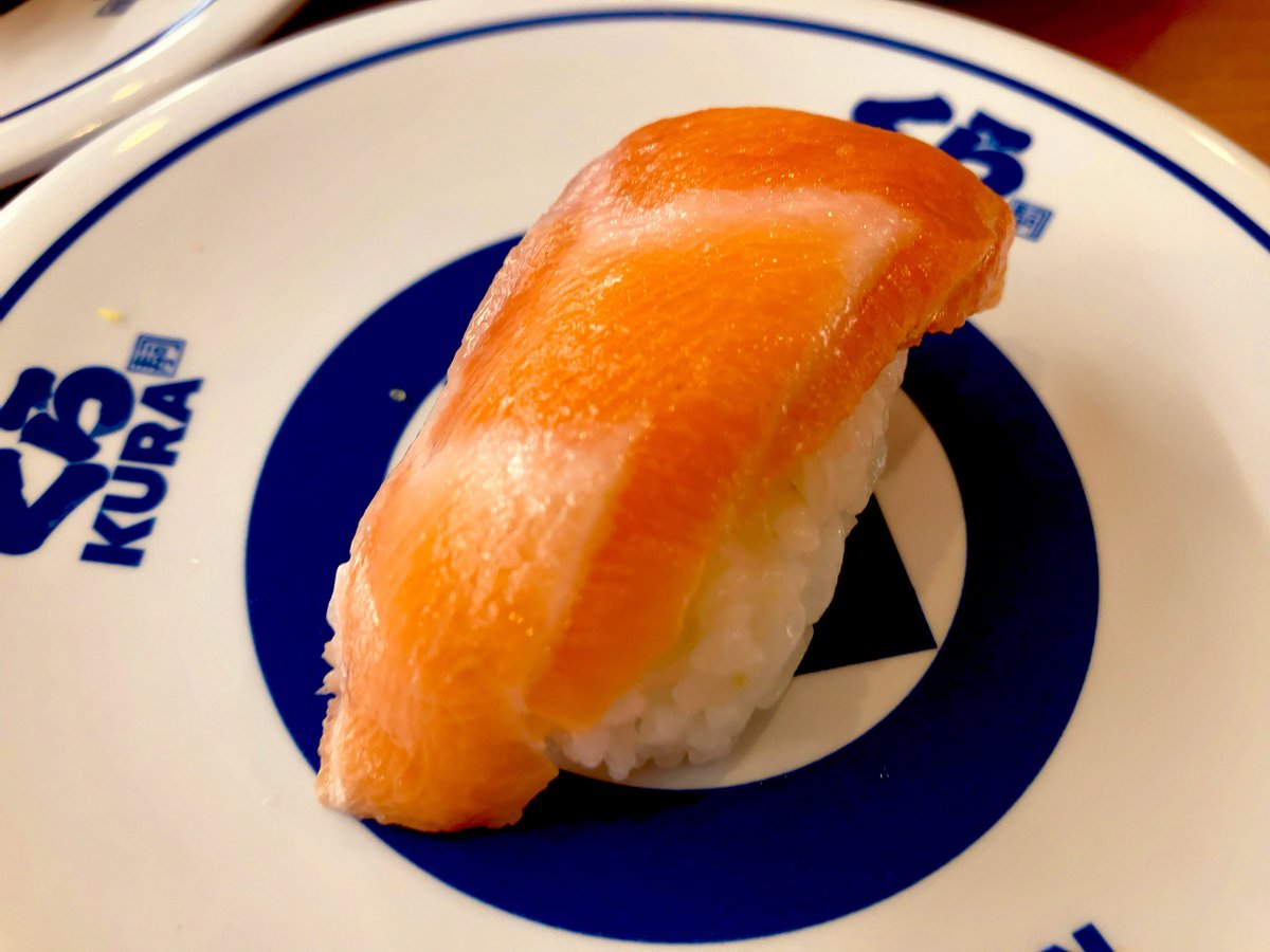 hakoneko_games's tweet photo. 嫁と寿司を食う！！！🍣
うまー‼️😋 https://t.co/TZ5Kbs7q5A