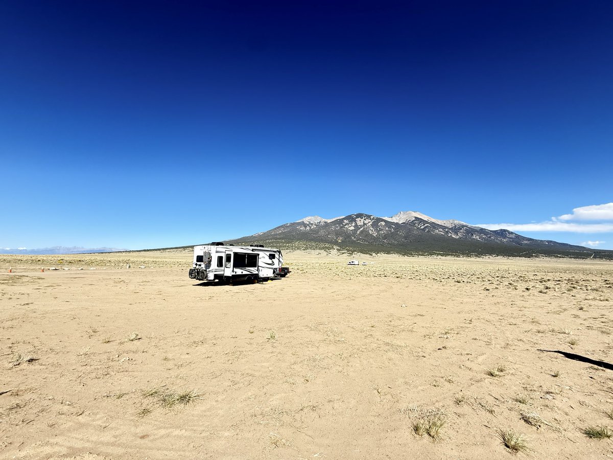 RLCGator4Life's tweet photo. @DMiller52325459 Great Sand Dunes NP? We just rolled in and set up camp for a week south of there if so. https://t.co/ZQZyNDXEpV