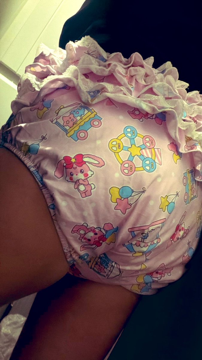 diapered_lovers's tweet photo. The pics my wife sends me. She knows how dirty and how much sheโs going to fill her diaper that she needs her diaper cover
#abdl #abdlgirl #diaperlover #diapergirl #abdlmommy #abdldiaper #diapercouple #diaperwetting #diaperedforlife #abdllifestyle #abdlboy https://t.co/xr6bhbDQW1