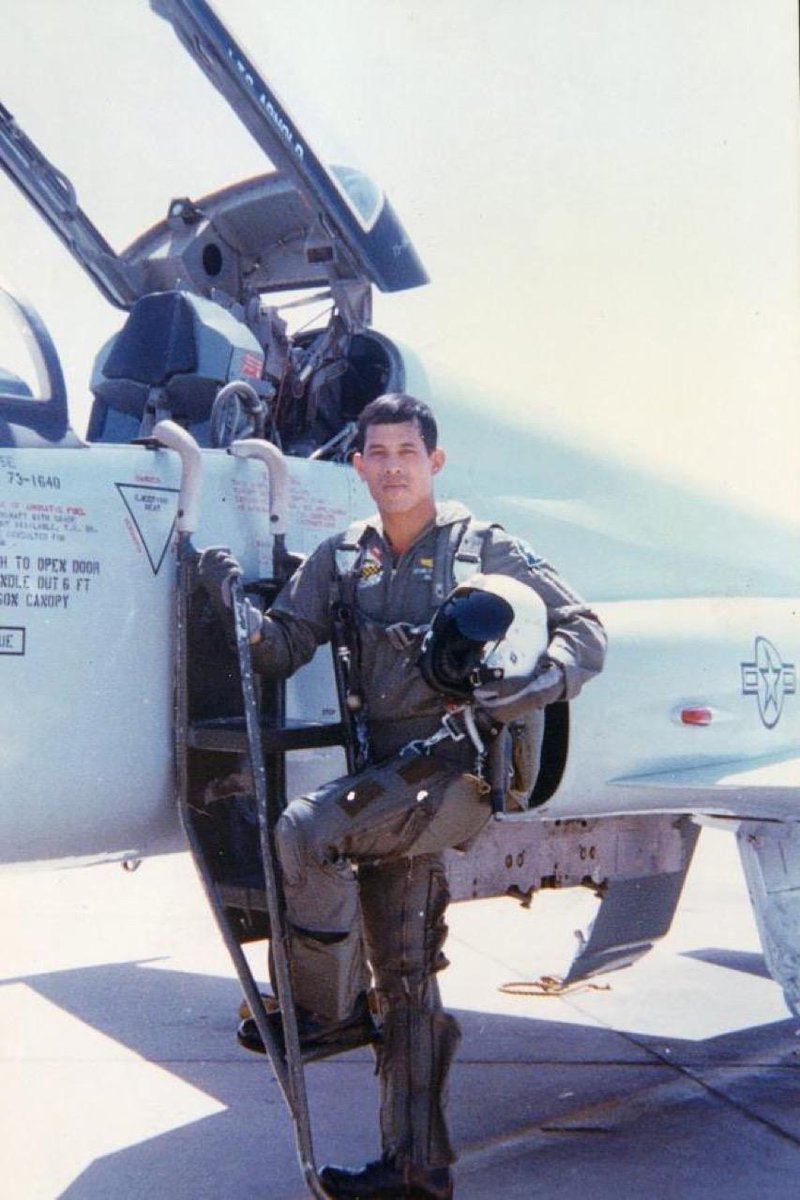 vetaalbook's tweet photo. @Awakend_Citizen His Majesty King Maha Vajiralongkorn (Rama X) accumulated 2,000 flight hours specifically on the high-performance F-5 E/F jet fighter as of May 4, 1997, and has continuously served as a flight instructor. https://t.co/Sn5V0lfDEW